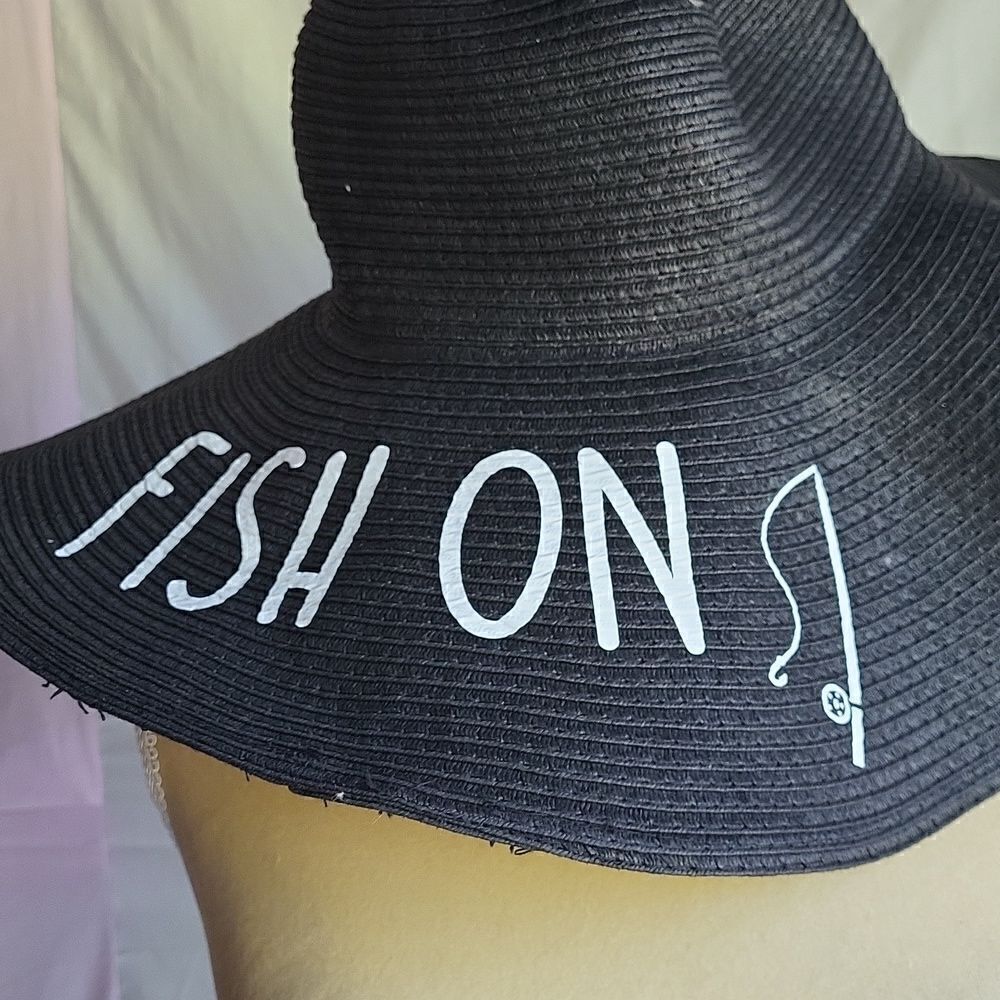 Black Paper Sunhat, Fish On - Picture 2 of 5